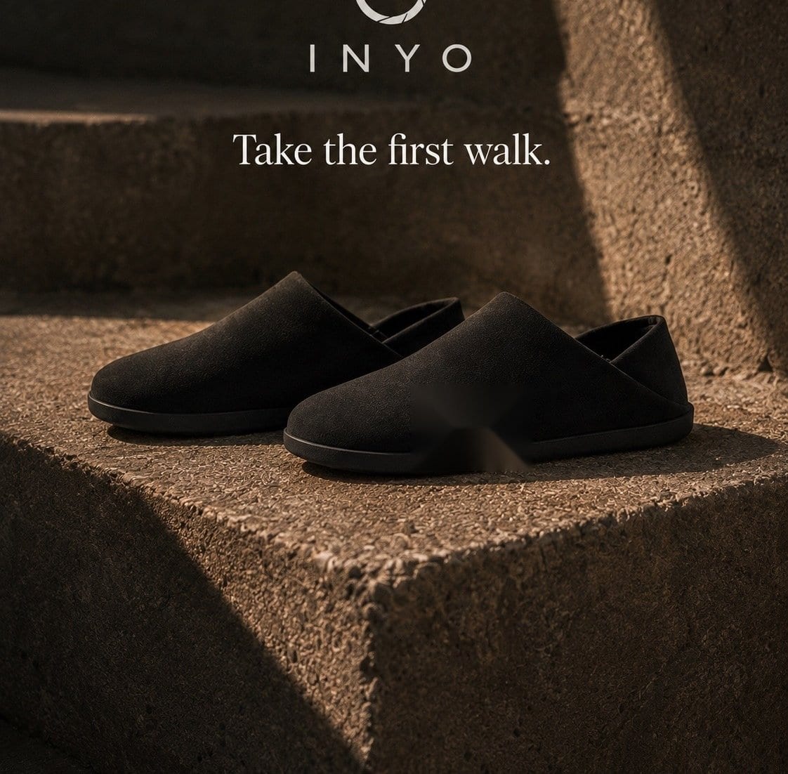 The Inyo Mule in black, resting on a plinth in warm light.